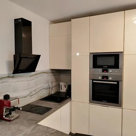 Grand 18 Apartment Keszthely